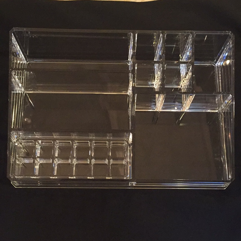 Makeup Organizer. NIB